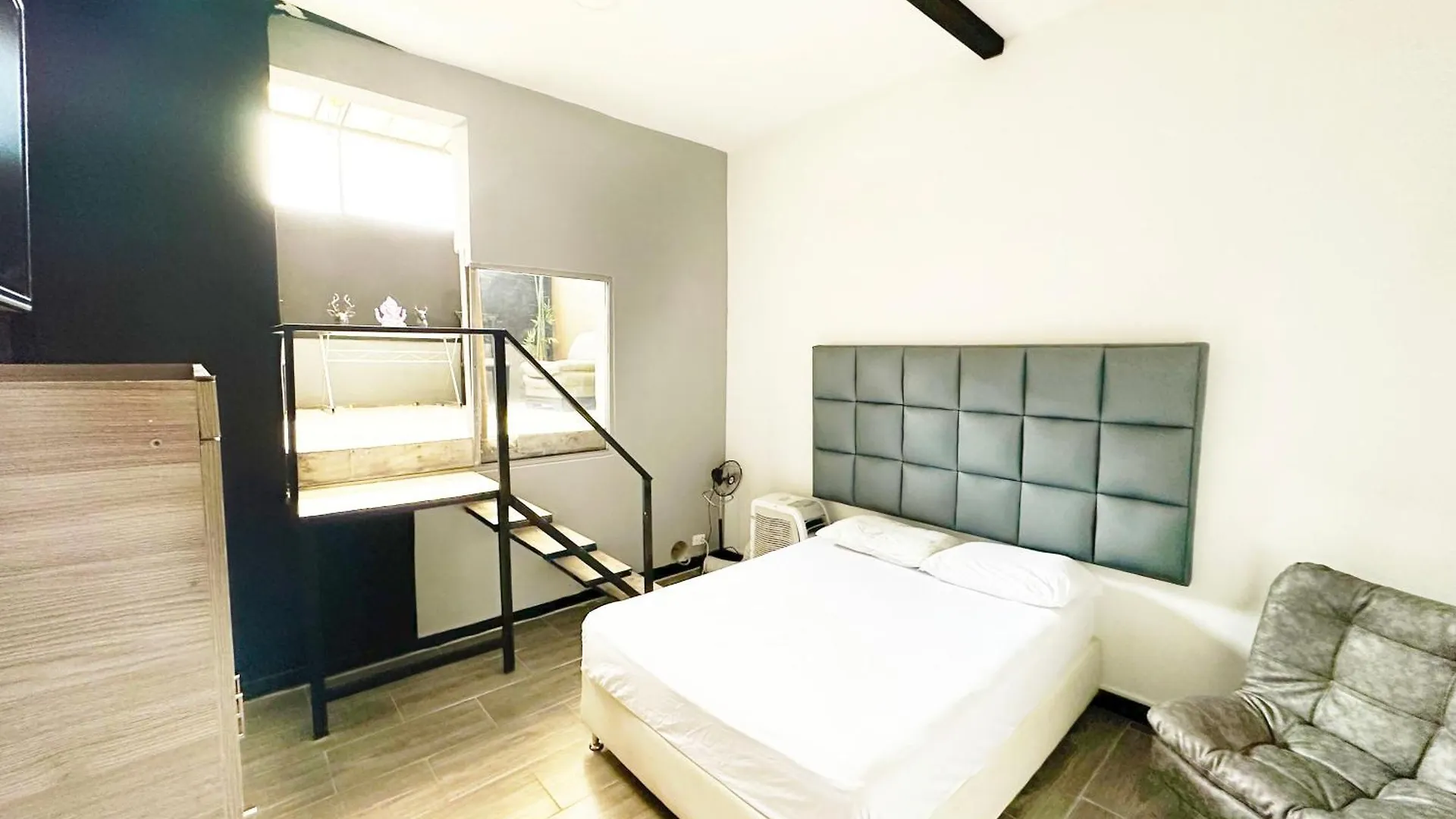 Urban 10 Bdrm Private Apartment With Rooftop Pool & Jacuzzi Medellin Colombia